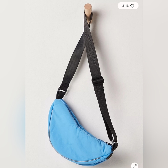 FP Movement by Free People Handbags - 🌟 NWT 🌟 Free People Bullseye Sling